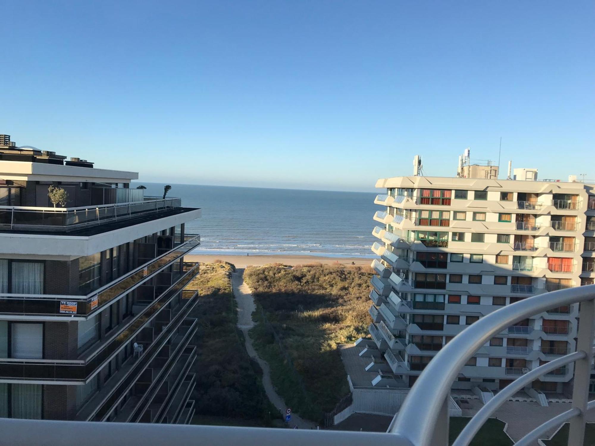 Apartamento Duplex Penthouse Super Zeezicht De Panne Exterior foto