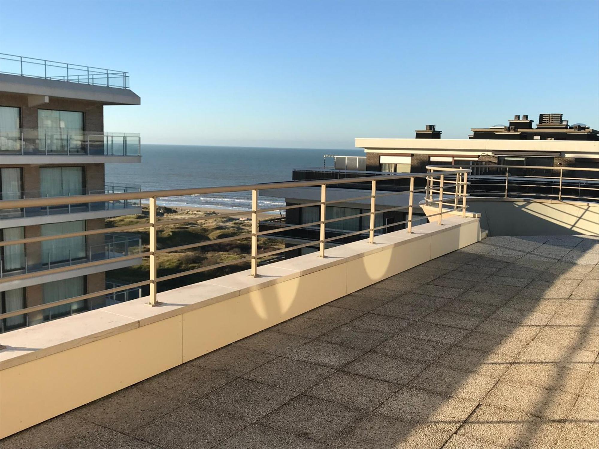 Apartamento Duplex Penthouse Super Zeezicht De Panne Exterior foto